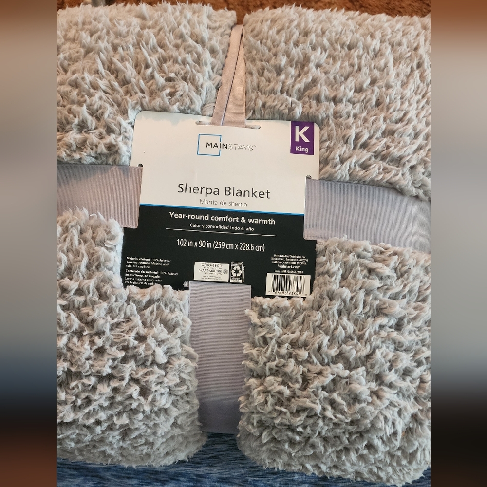 Mainstays Sherpa Blanket - Light Gray